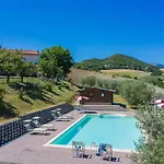 Casale Lucy Villa *