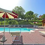 Casale Lucy Pergola